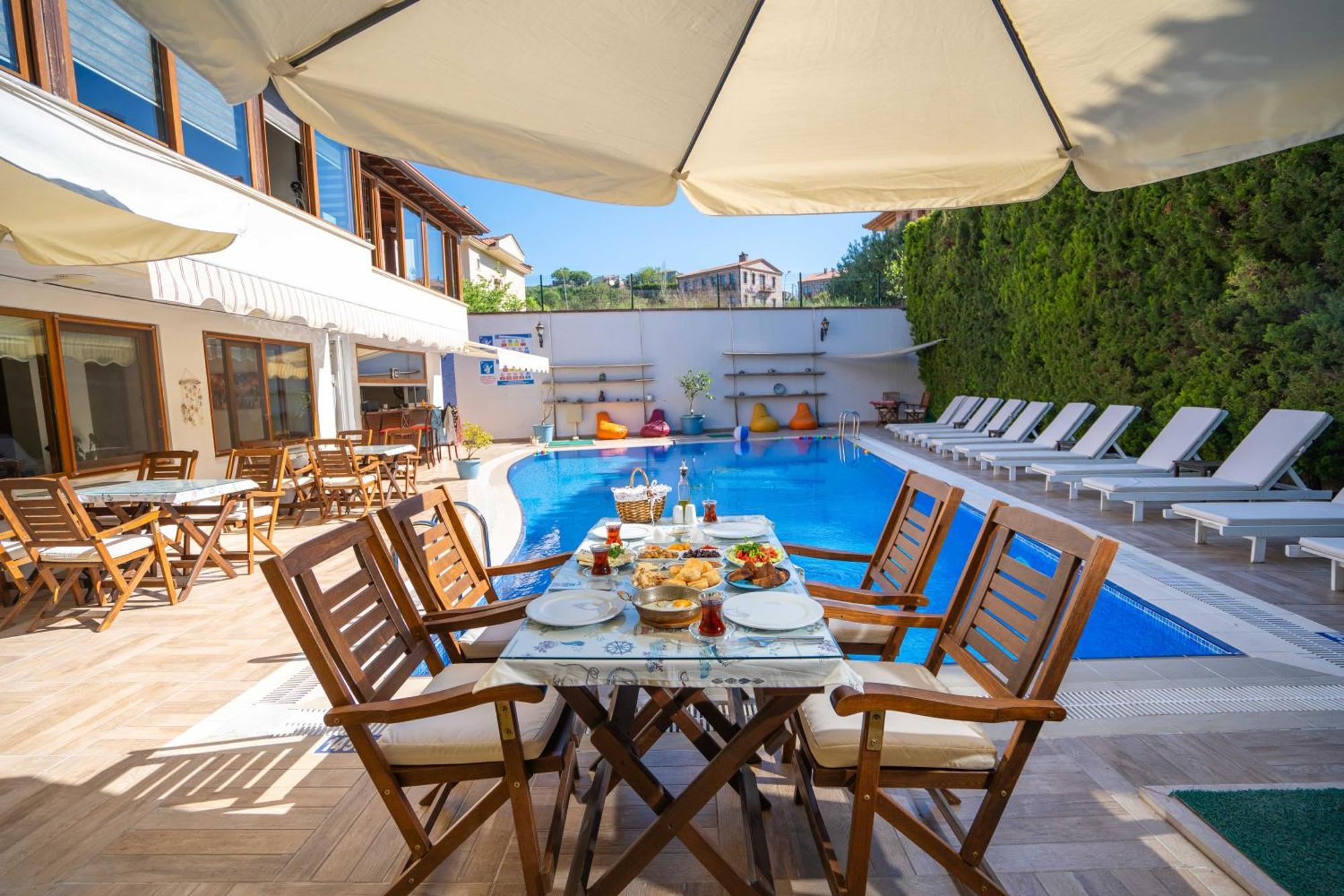 Cunda Giritlioglu Otel Adult Only Ayvalı Zewnętrze zdjęcie